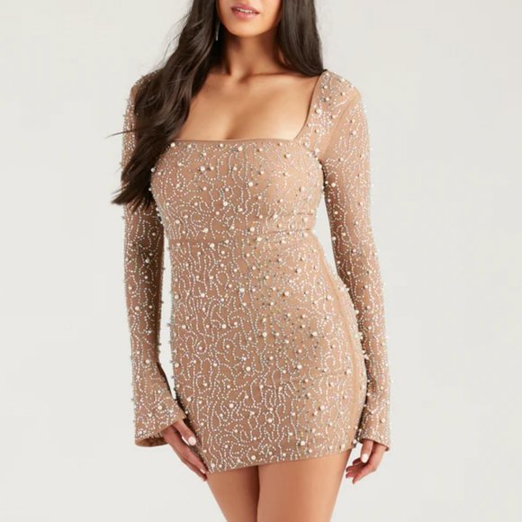 Windsor Kim Rhinestone And Pearl Formal Bodycon Mini Dress - Picture 1 of 4
